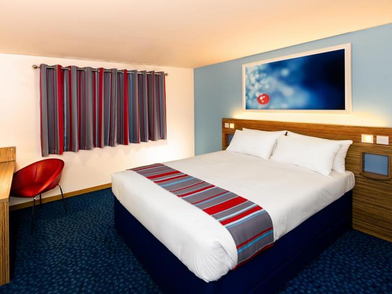 Travelodge Battersea لندن المظهر الخارجي الصورة