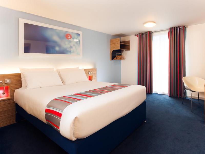 Travelodge Battersea لندن المظهر الخارجي الصورة